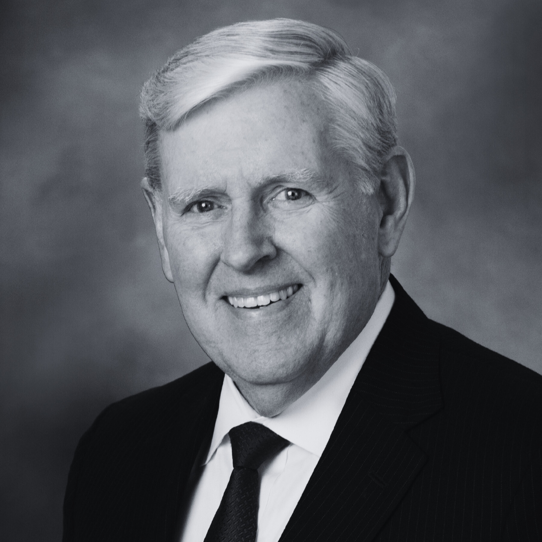 CRAIG ENOCH Headshot